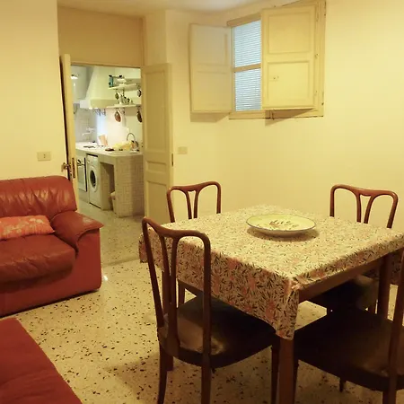 Sicilian Eagles Apartman *